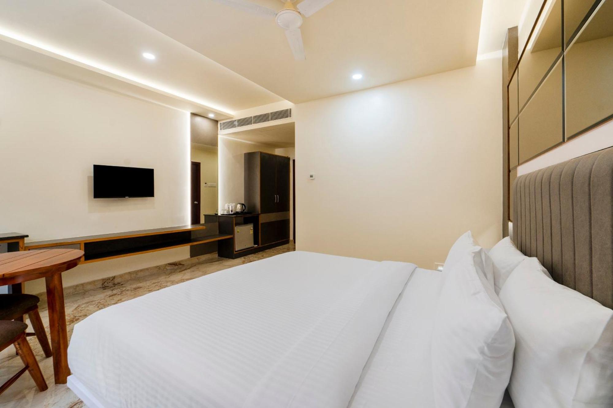 Palette - Coastal Grand Hotels & Resorts, Omr Resort 5*